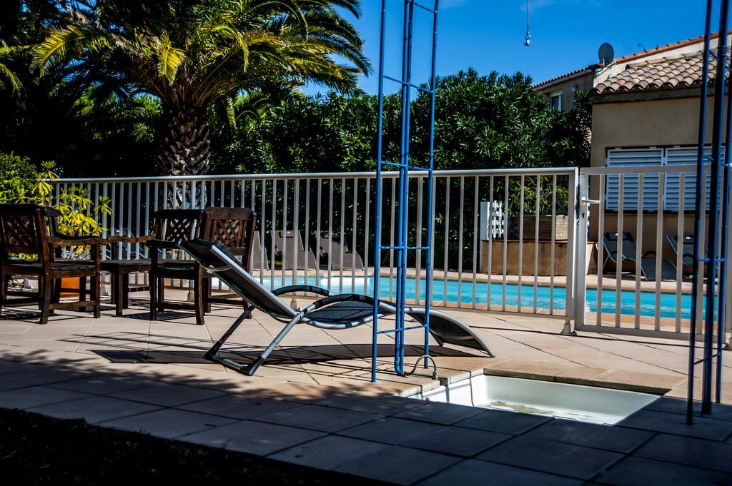לאוקאט Hotel Le Leukos מראה חיצוני תמונה