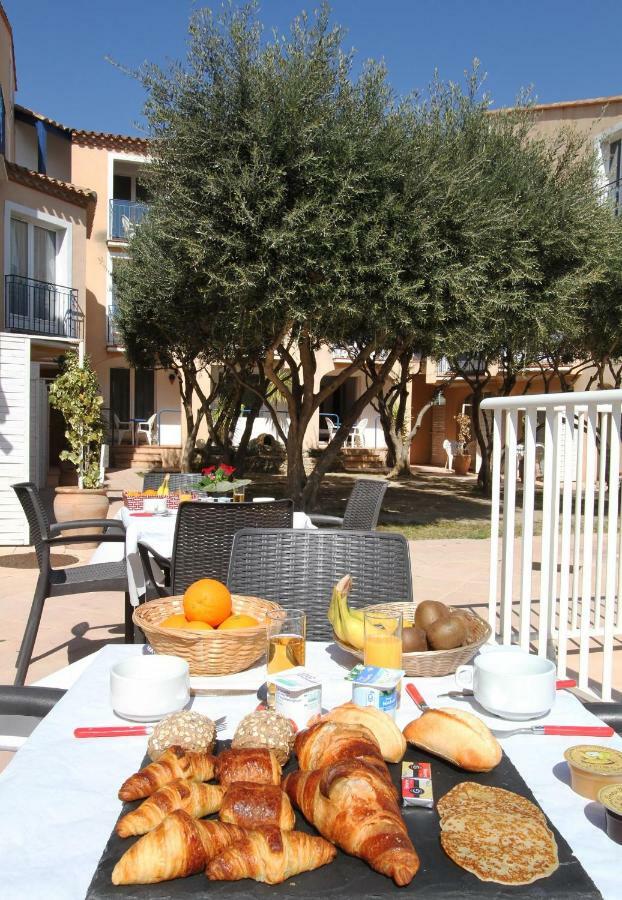 לאוקאט Hotel Le Leukos מראה חיצוני תמונה